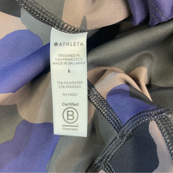 Athleta Ultimate Stash Printed 7/8 Tight large - Picture 7 of 14